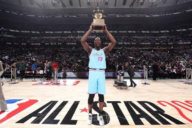 C罗下周年满40岁 职业生涯已经打进920球